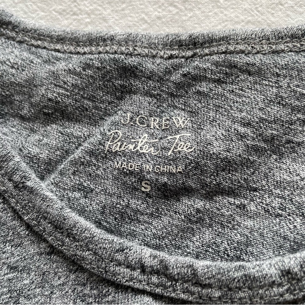 Gray J. Crew short-sleeve painter’s tee